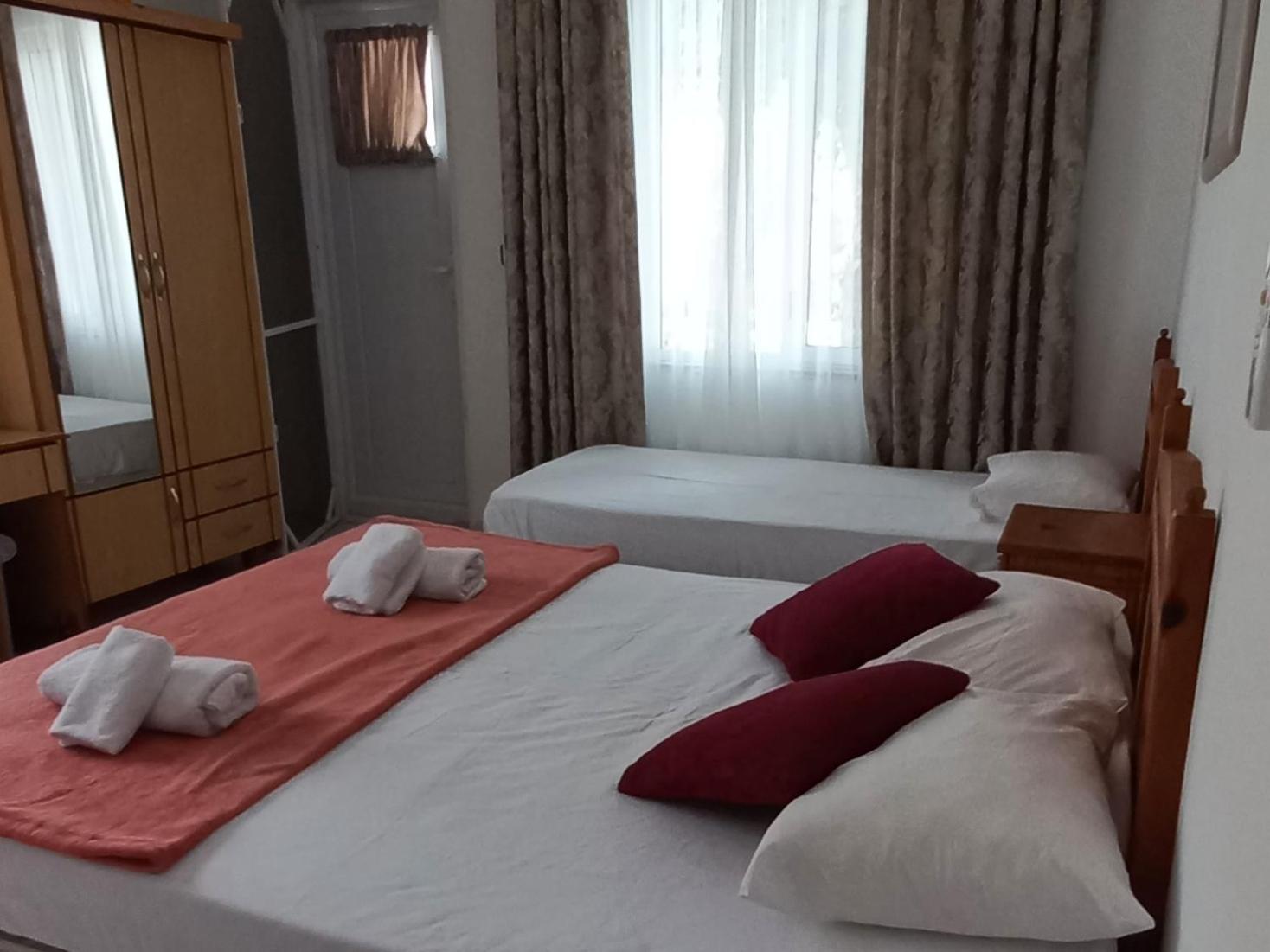Rosemary Pansiyon Çıralı Quarto foto